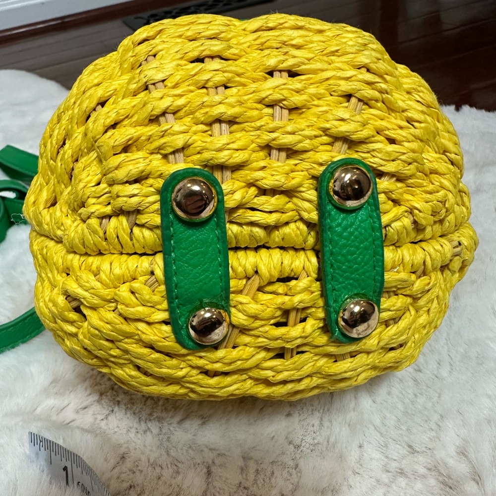 Pineapple Crossbody Bag with Leafy Top and wristlet strap - Picture 9 of 11